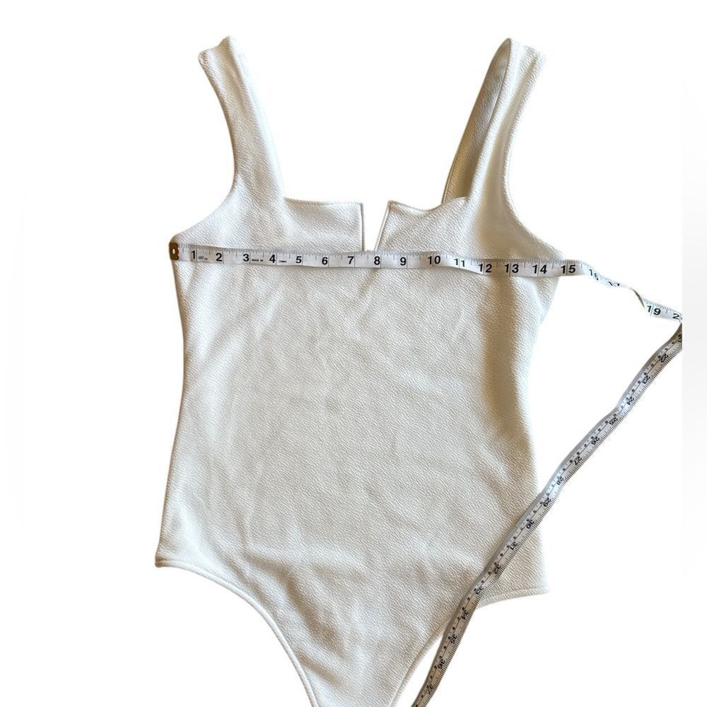 Show Me Your MuMu Arlo Bodysuit Bone Stretch M NWOT - Picture 4 of 8